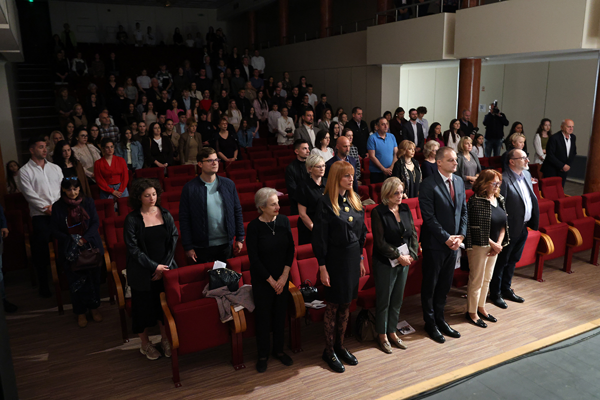 Muzic clasik 1.jpg (714 KB)