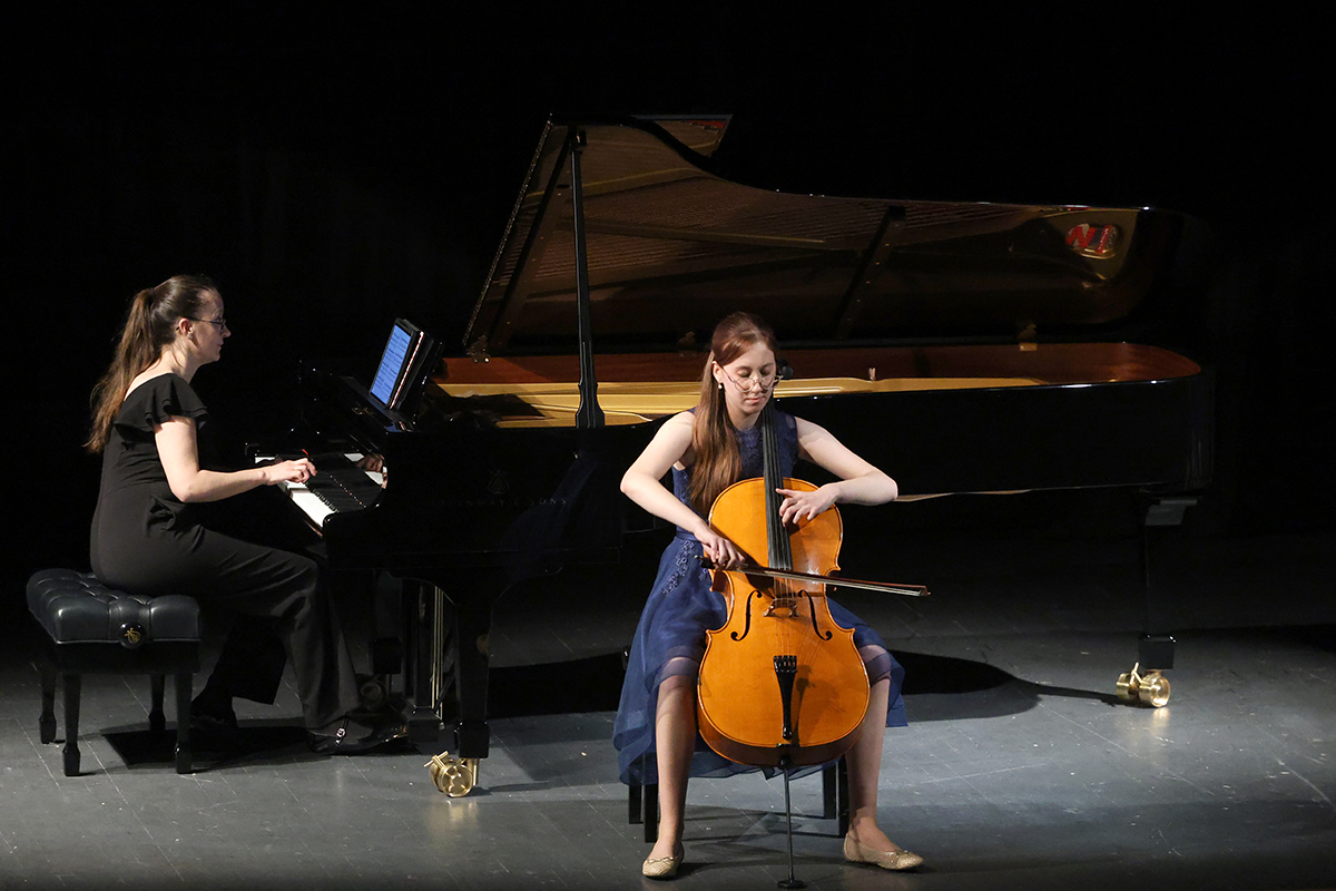 Muzic clasik 10.jpg (582 KB)