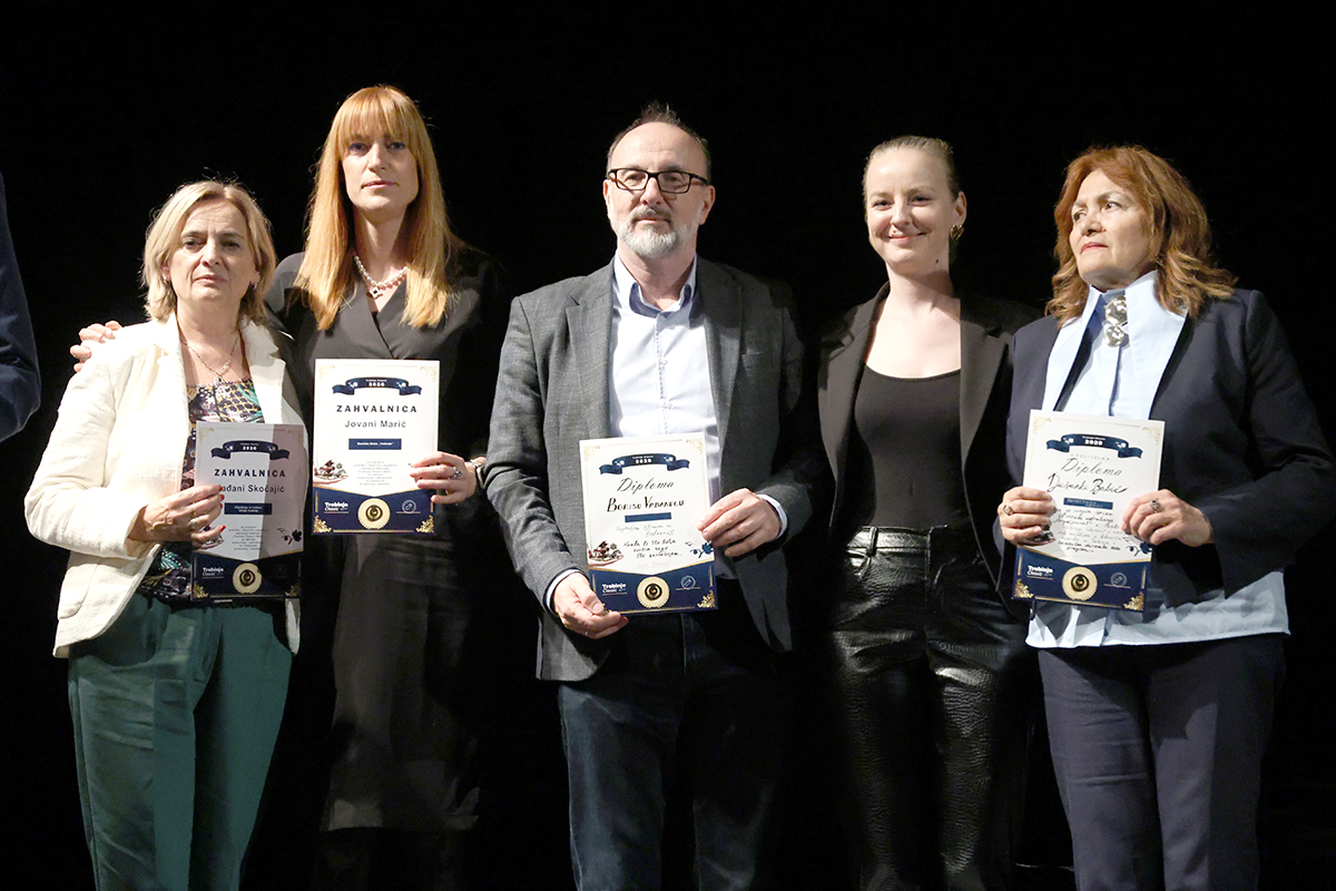 Muzic clasik 17.jpg (732 KB)