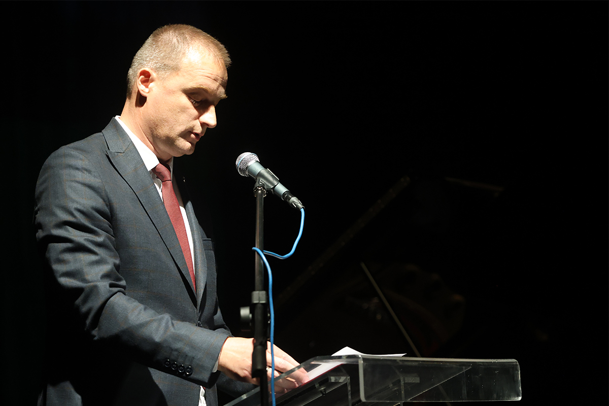 Muzic clasik 2.jpg (373 KB)