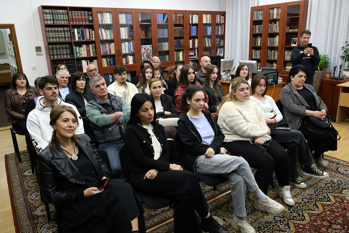 Petrovic 1.jpg (962 KB)