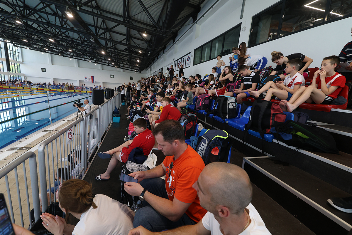 Plivanje 10.jpg (932 KB)