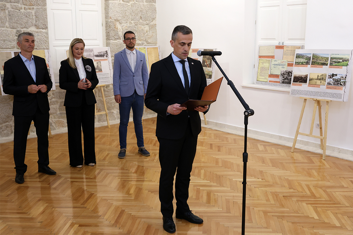 Timocka 3.jpg (707 KB)