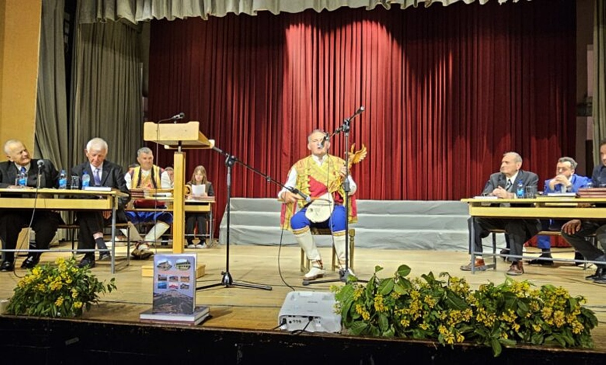 scena-780x470.jpg (293 KB)