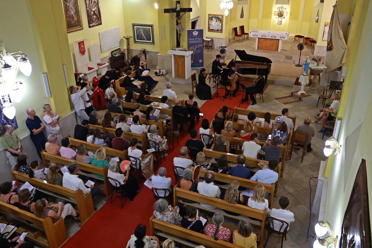 „Music & More SummerFest“: Након концерта у Катедрали, вечерас програм у Вили Ластва