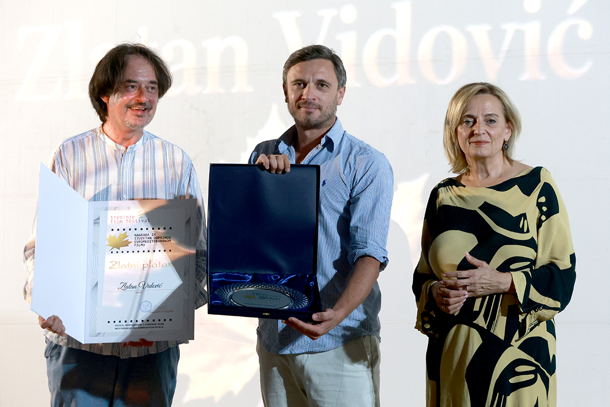 Zatvaranje film festivala 1.jpg (739 KB)