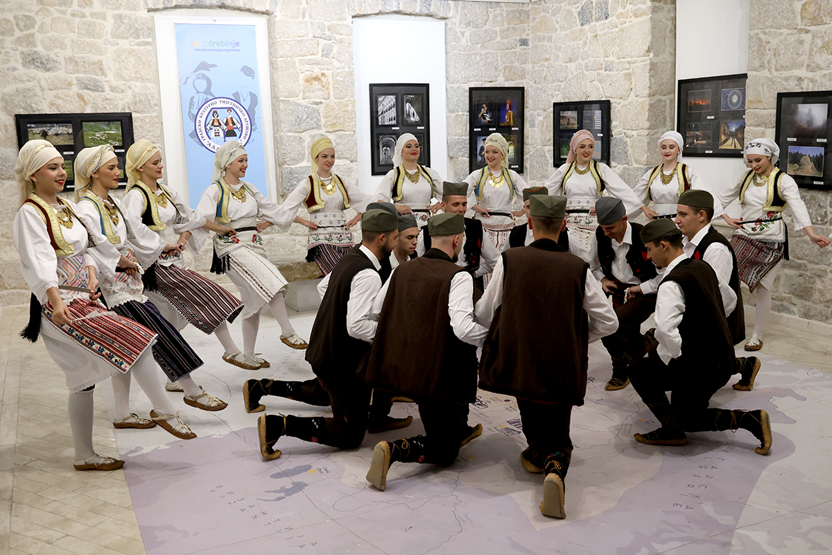 Muzej folklor 2.jpg (867 KB)