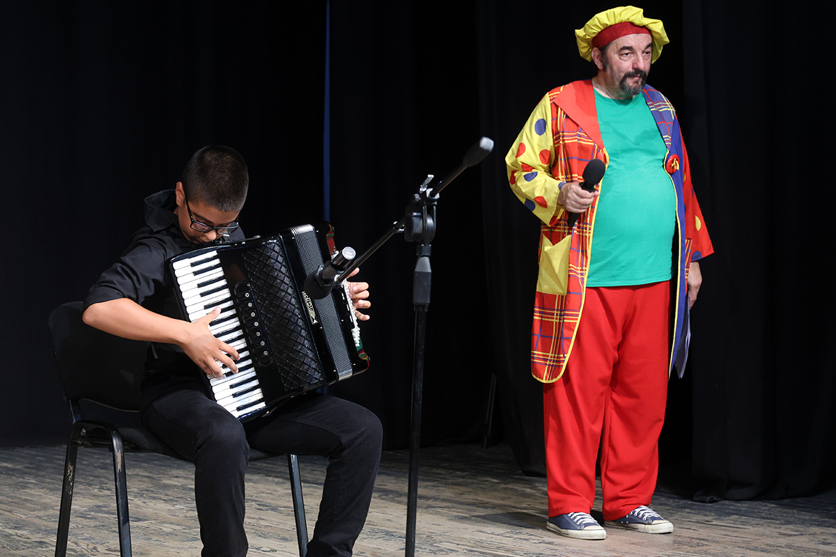 Bebe 5.jpg (574 KB)