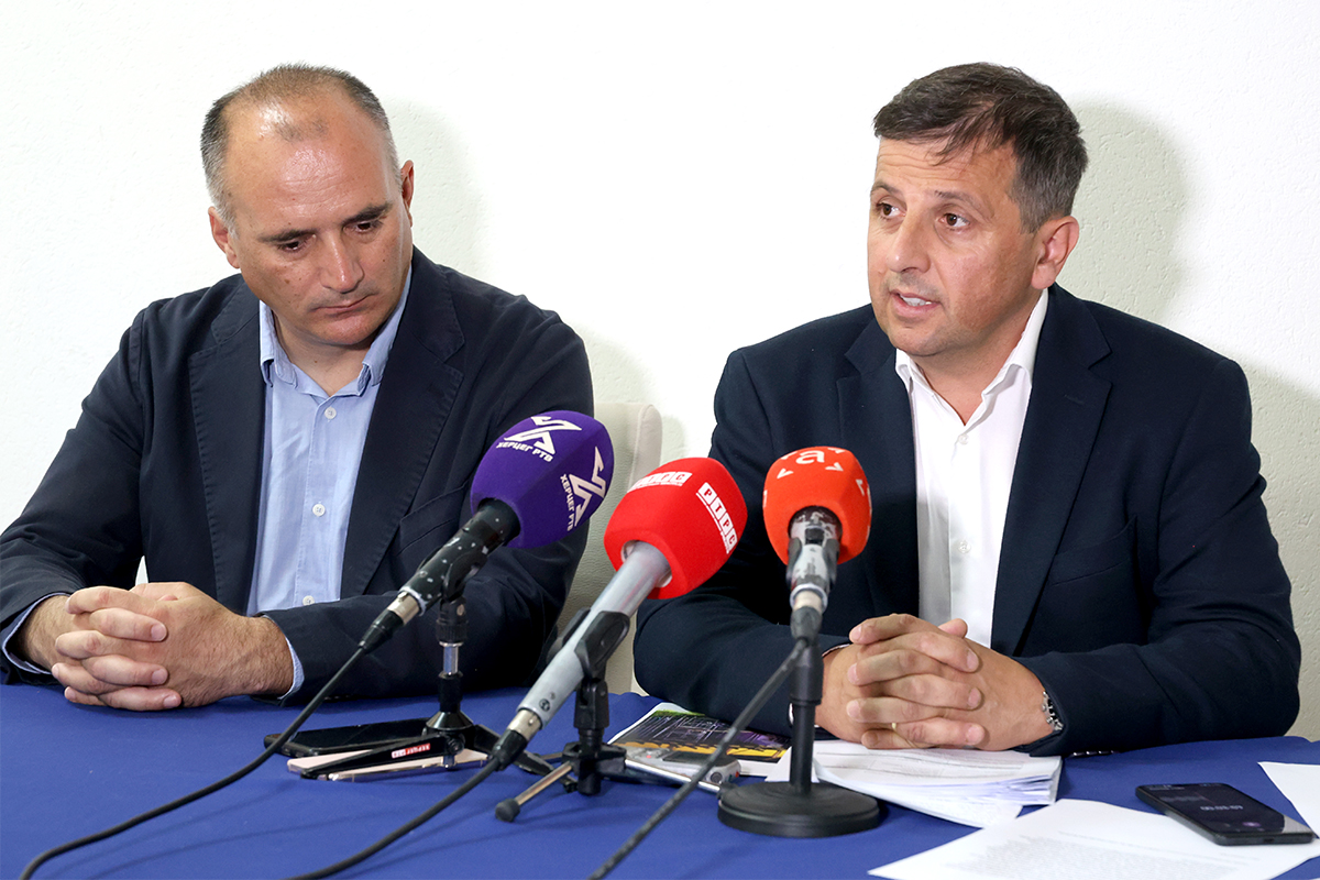 Press za pravdu i red 1.jpg (636 KB)