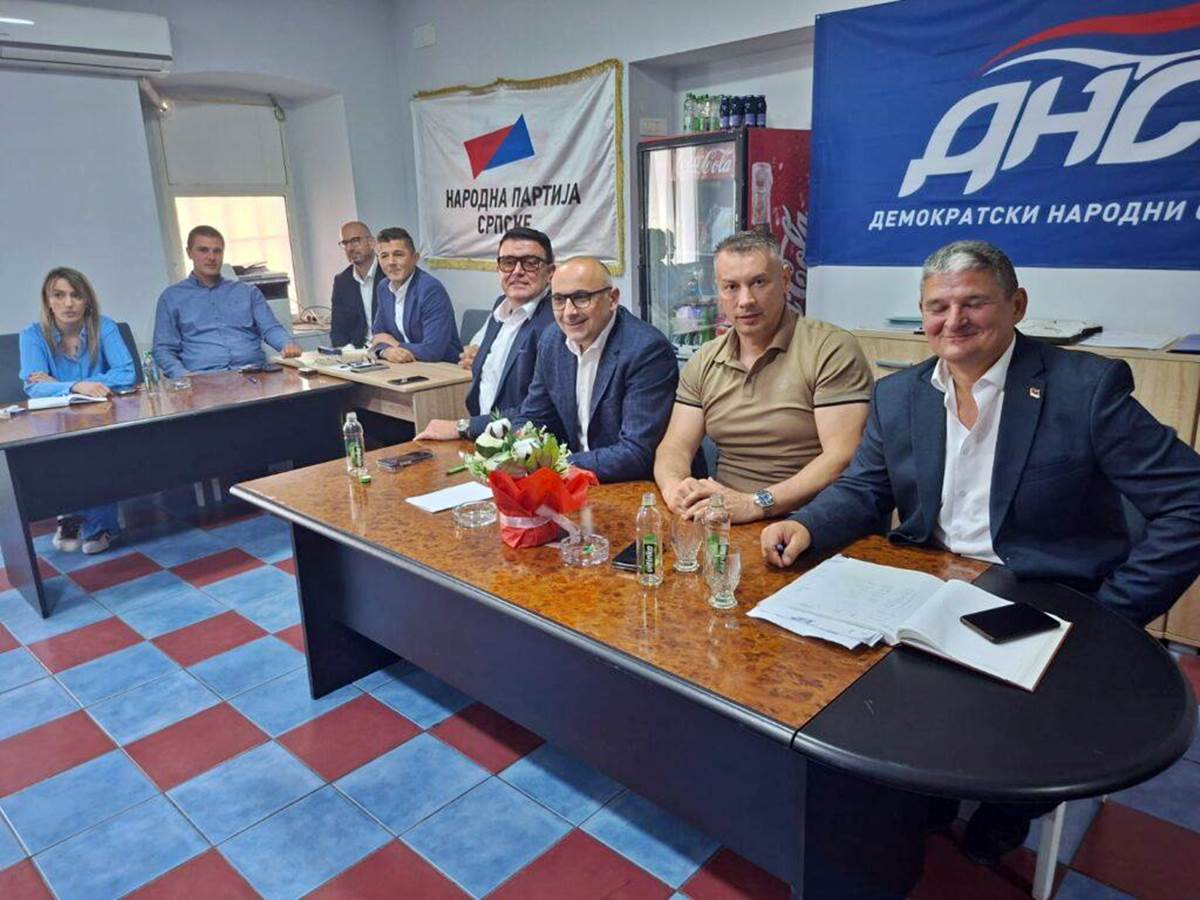 Нешић и Бањац у Гацку: ДНС и НПС настављају слагање изборних редова у Херцеговини