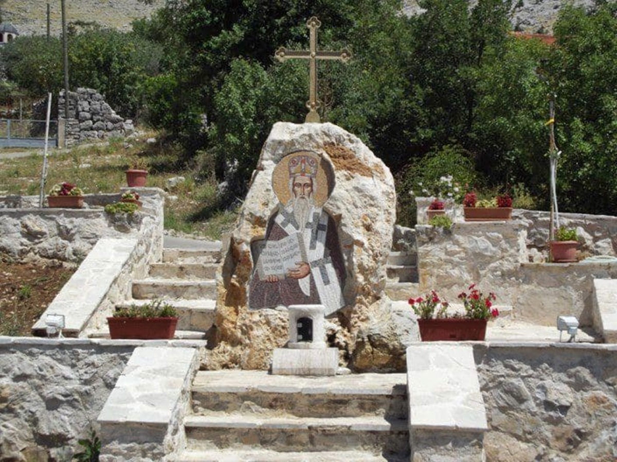 sv vasilije.jpg (394 KB)