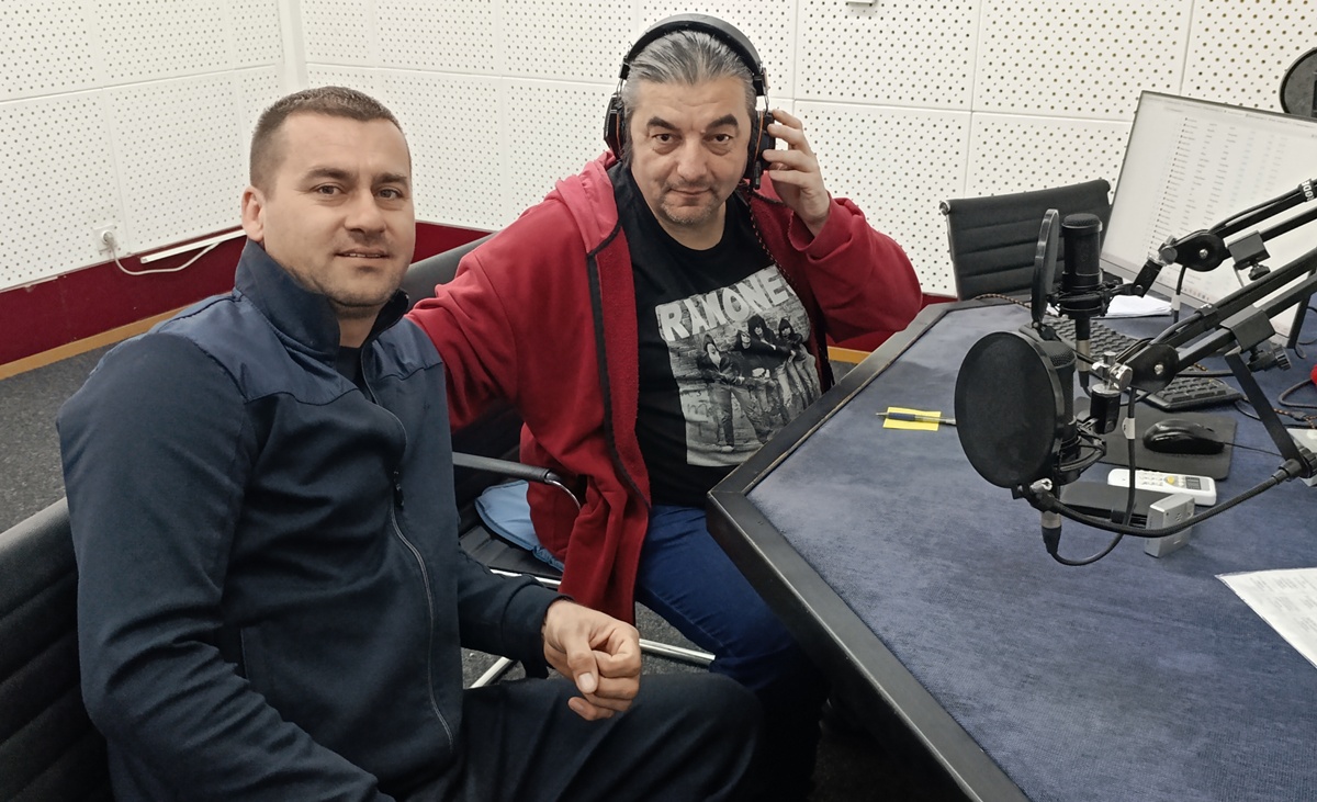 Тема јутра: Требињци традиционално на “Каротрцу” у Херцег Новом (АУДИО)