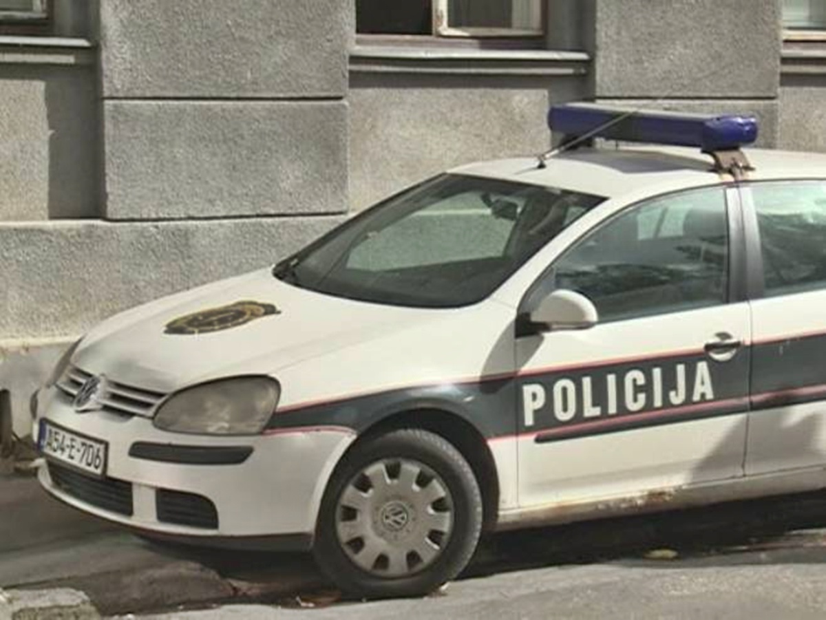 Столац: Ухапшена два лица због сукоба у којем је учествовало око 300 особа