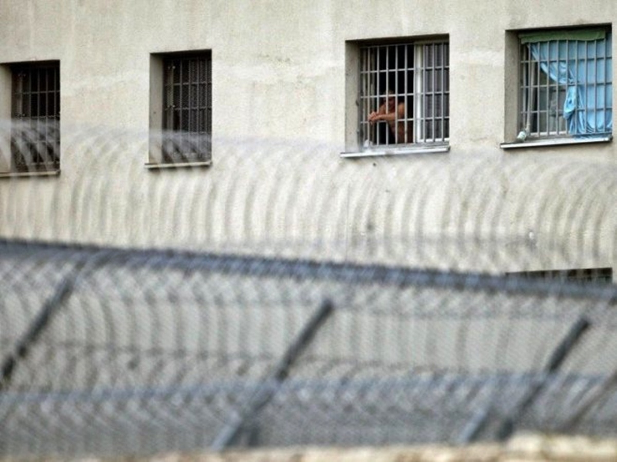U Trebinju uhapšeno osuđeno lice, predato pripadnicima KPZ-a