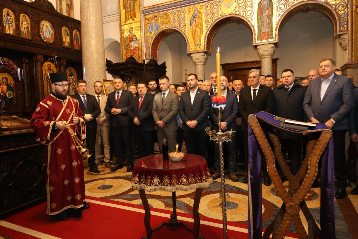 Молитвено сјећање у Храму Христа Спаситеља за жртве НАТО агресије; Не смијемо заборавити