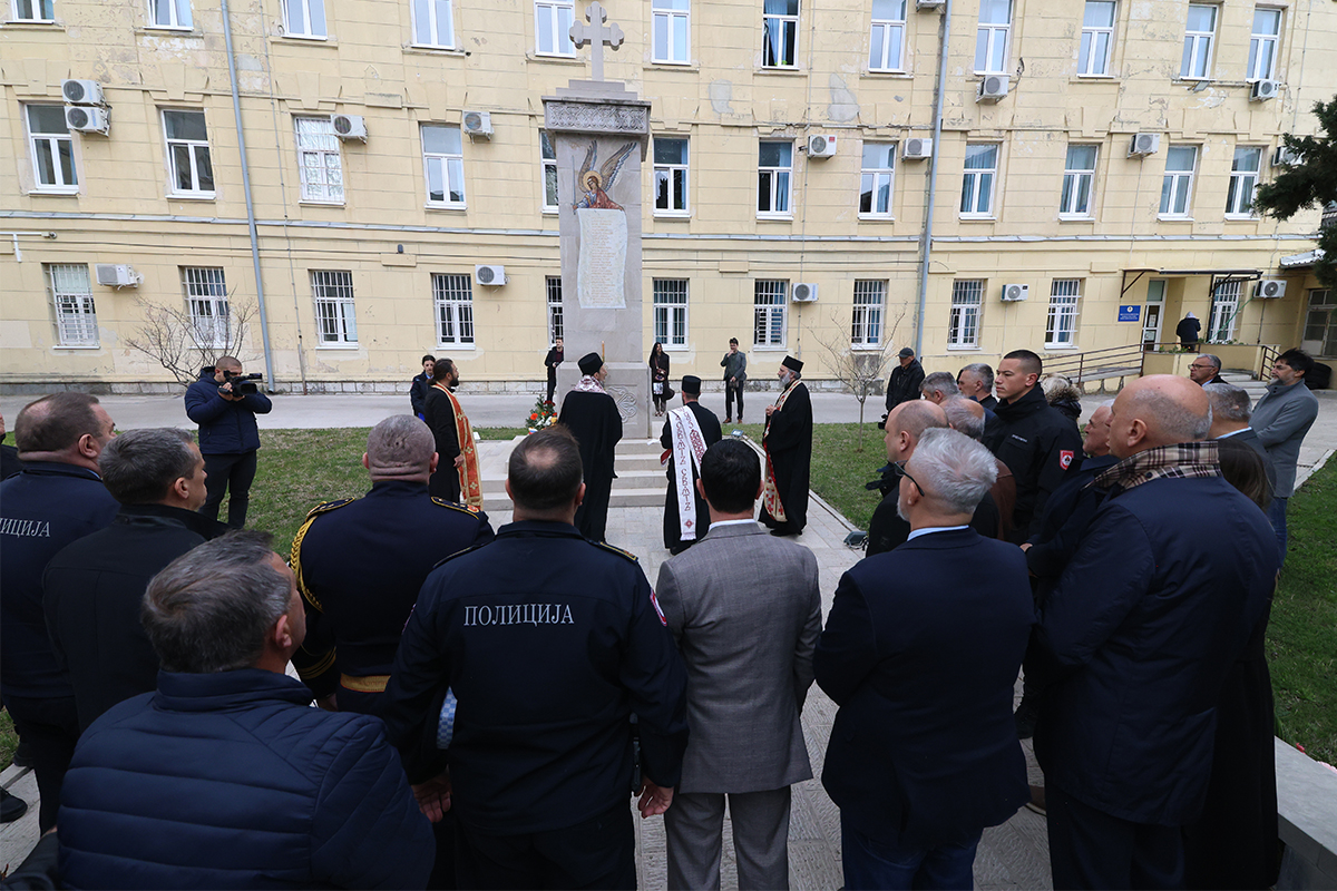 Dan Policije 16.jpg (830 KB)