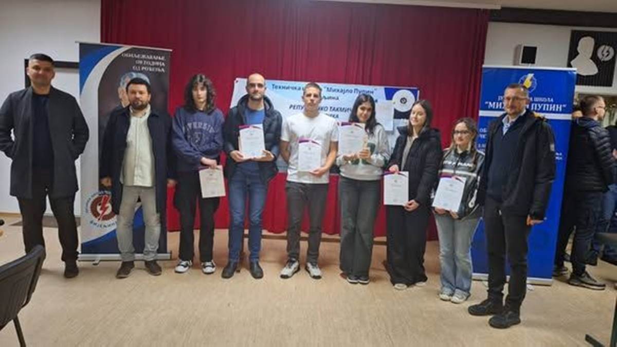 Велики успјех гимназијалаца из Требиња: прва мјеста из француског и физике