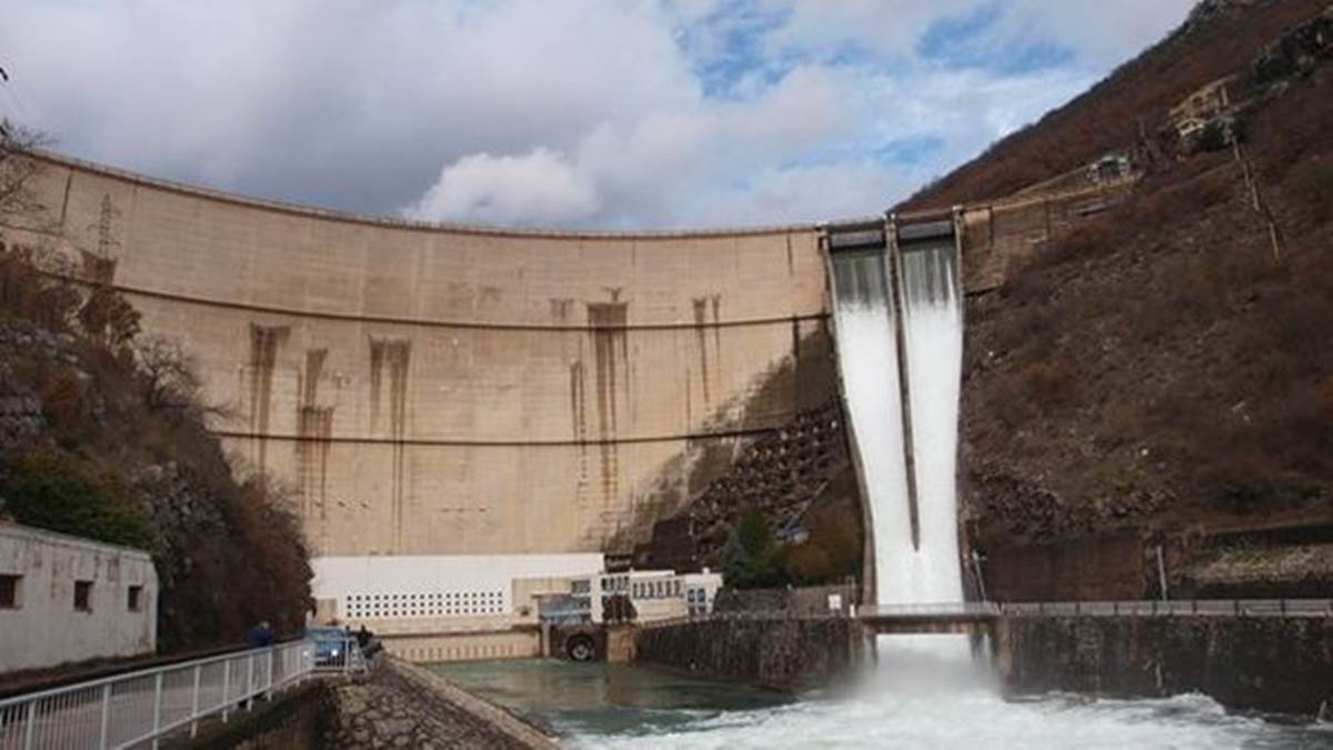 brana-grancarevo-poplave-het.jpg (73 KB)