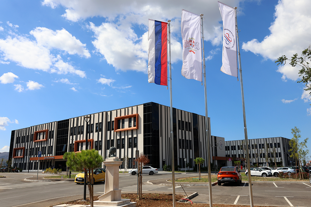 Nova bolnica 4.jpg (823 KB)