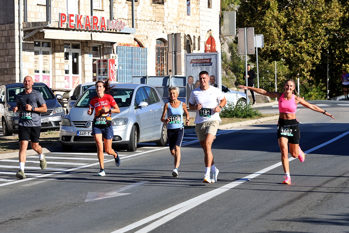 Maraton 7.jpg (525 KB)