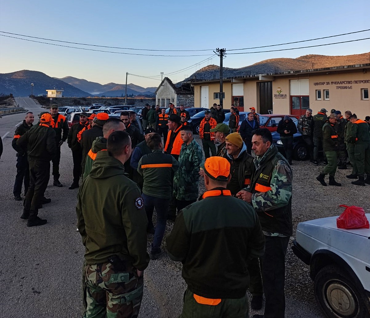 1000101026.jpg (373 KB)