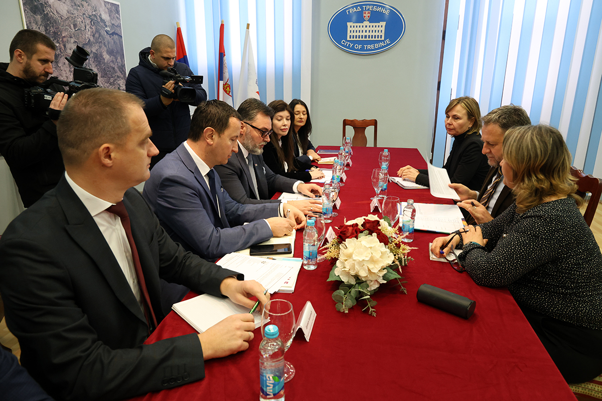 Curic Kosarac UNDP (2).jpg (806 KB)