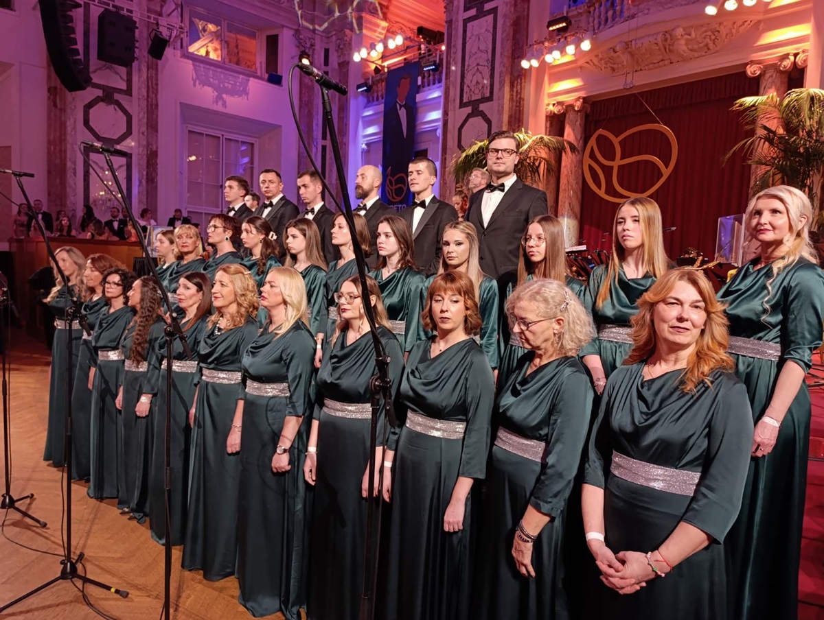 IMG_2009.jpeg (377 KB)