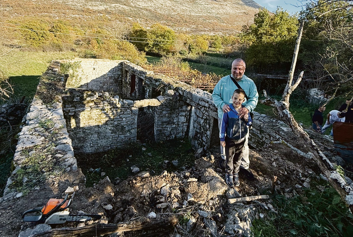 IMG_6900.jpg (712 KB)