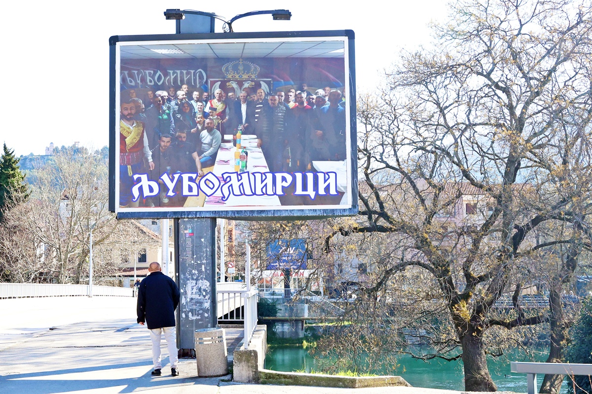 J32A5142.JPG (613 KB)