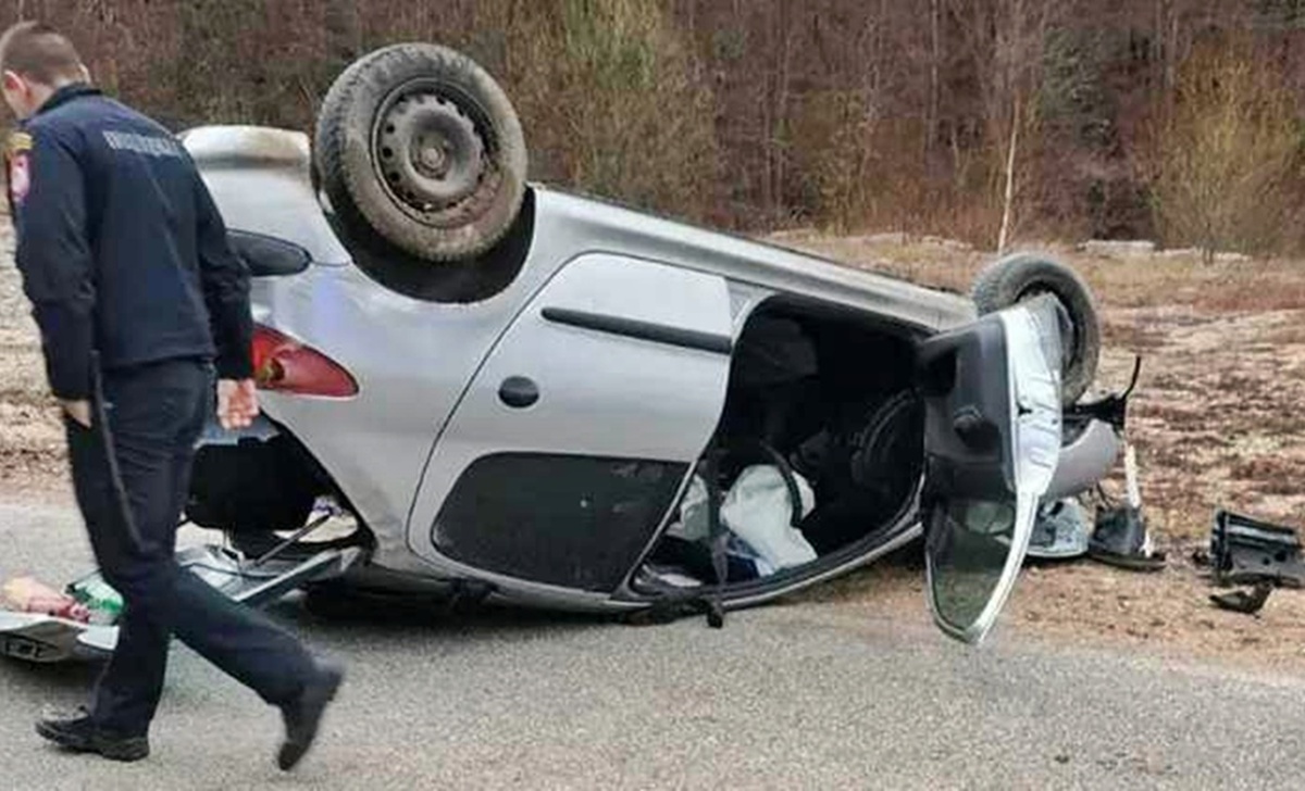 Још једна тешка несрећа у Српској: Ауто на крову, има повријеђених