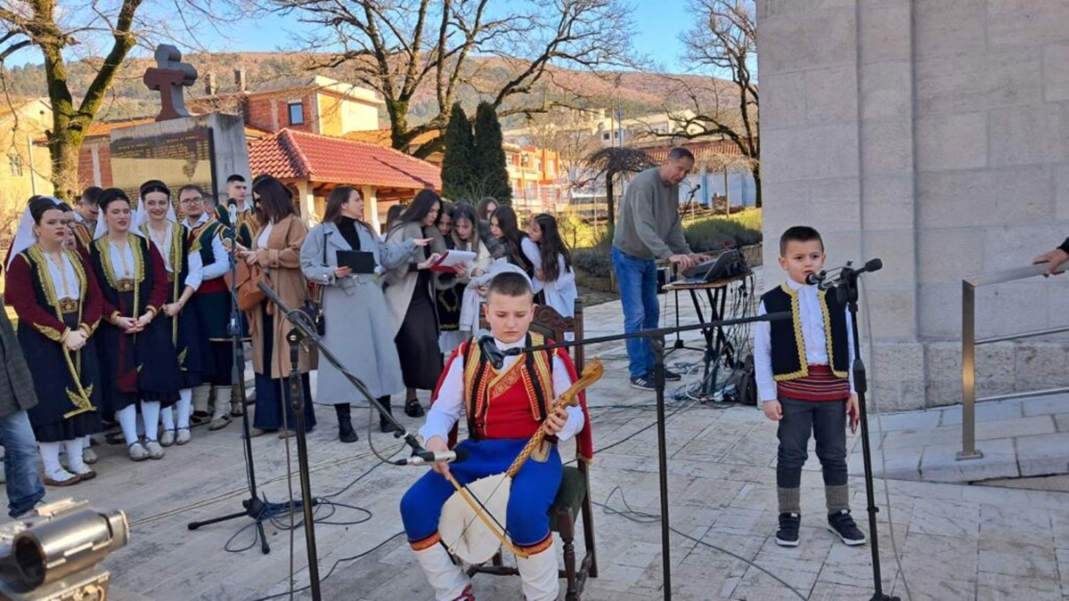 1000057000-1-1024x576.jpg (328 KB)