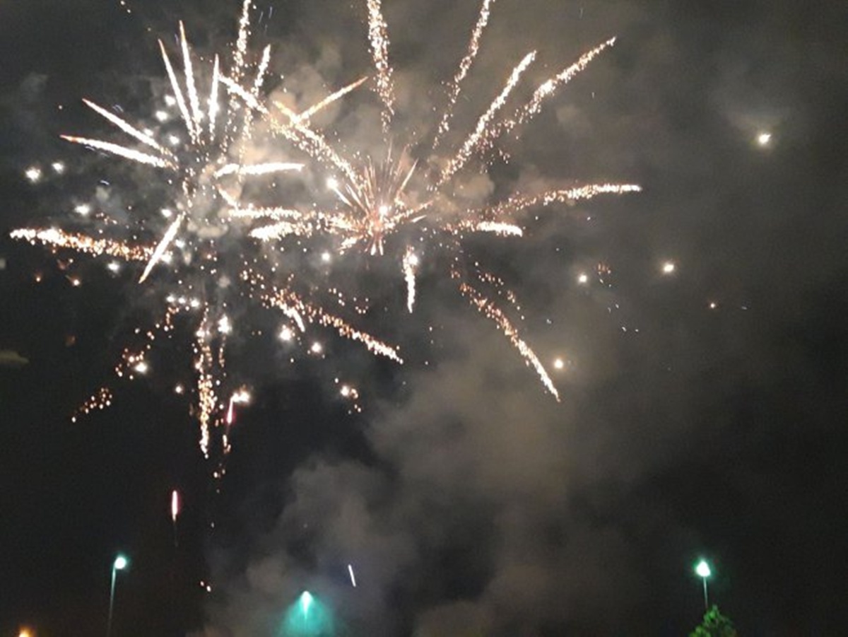 У Херцег Новом скоро 10.000 људи на градском тргу