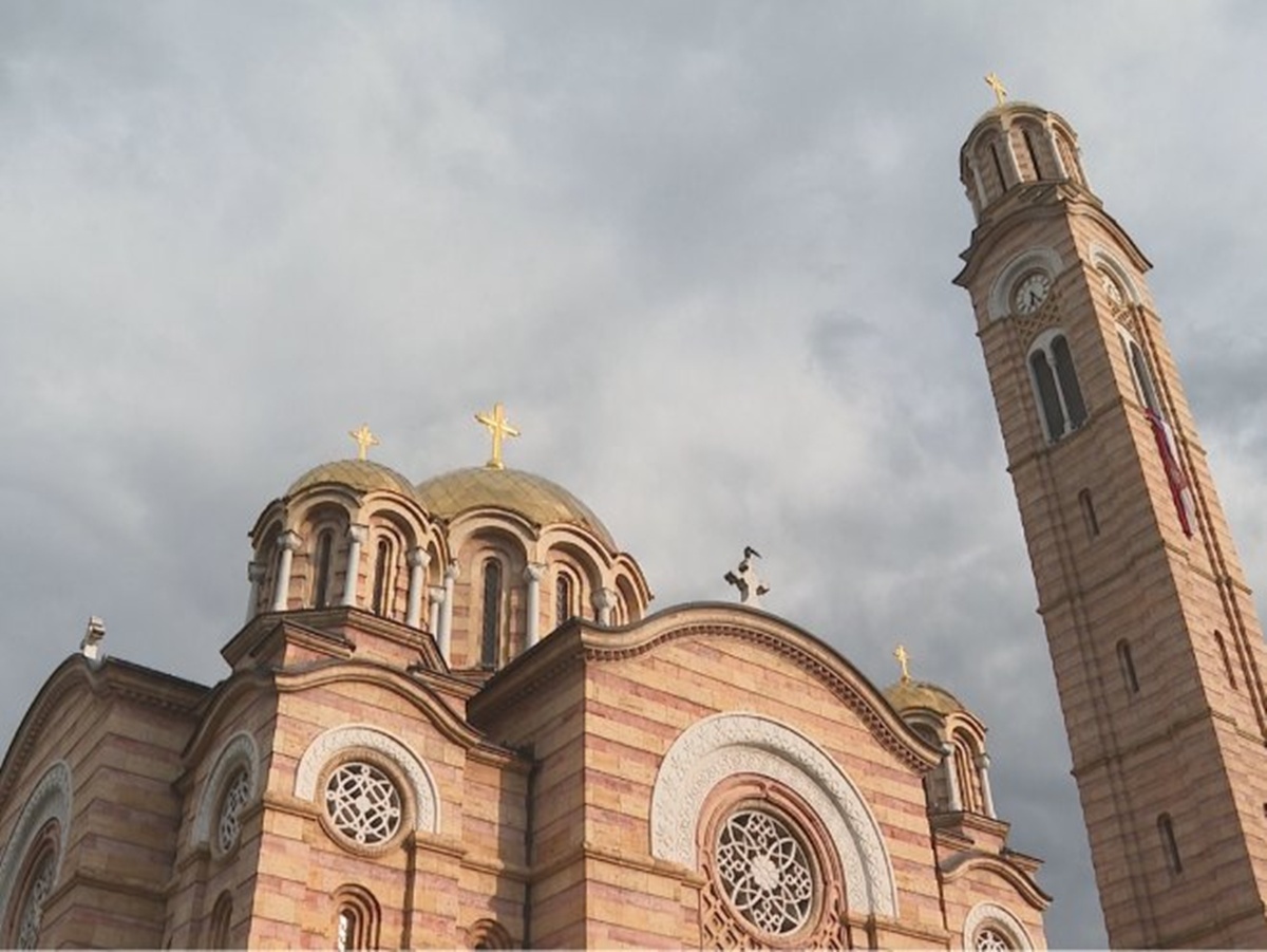 Божић нас подсјећа на значај заједништва, породице и пријатељства