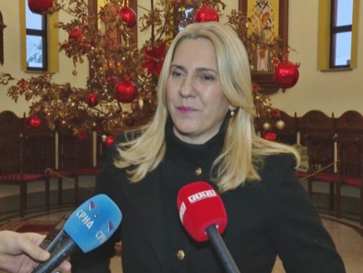 Цвијановић честитала Бадње вече и Божић: Да сви заједно живимо у стабилној Републици Српској
