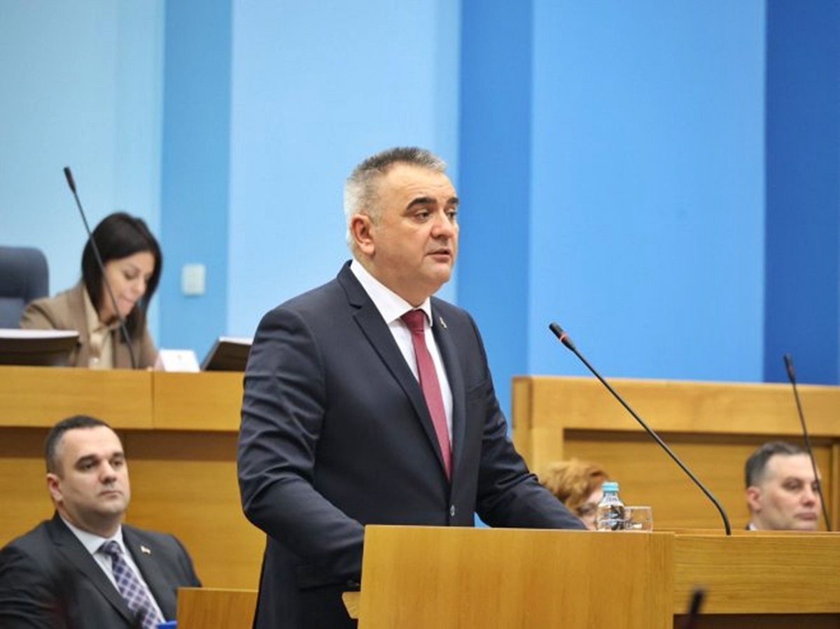Минић: Позитиван замах Владе неће бити прекинут вјештачким кризама