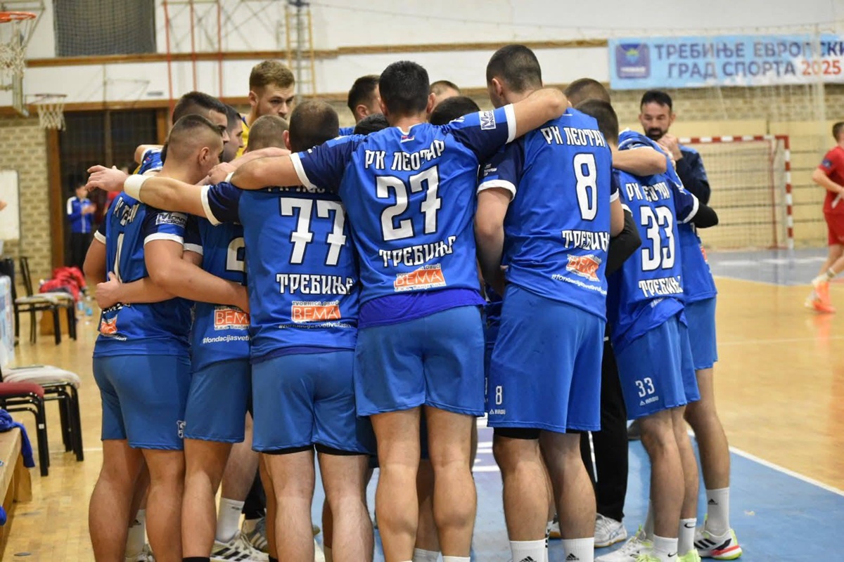 623333566_1522603582851394_8012063857683828738_n.jpg (321 KB)