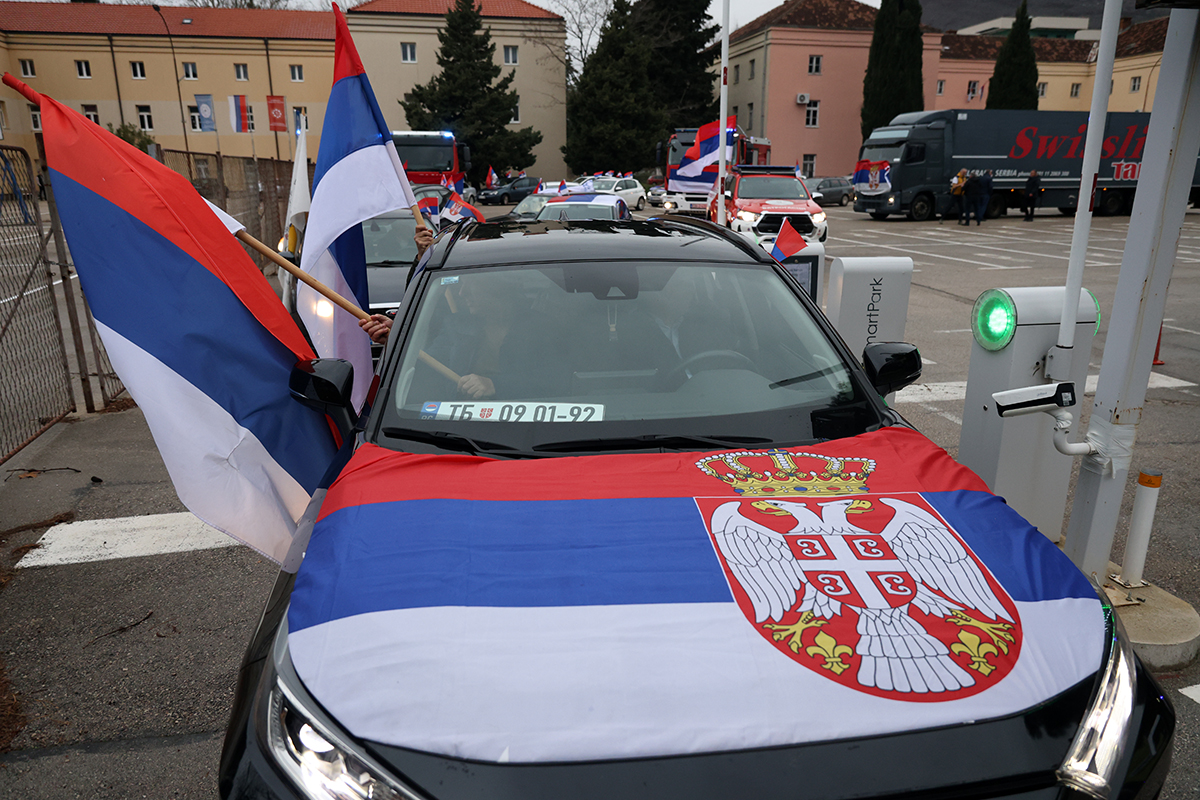 Колона возила поводом Дана Републике