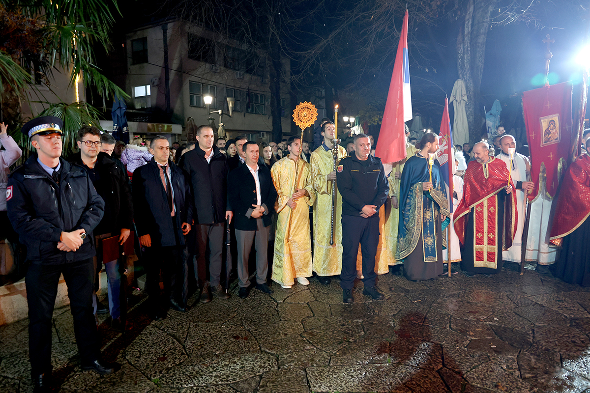 Badnjak 11.jpg (1.02 MB)