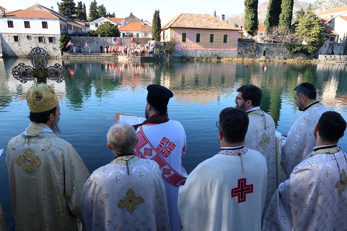 Bogojavljenje 11.jpg (1.11 MB)