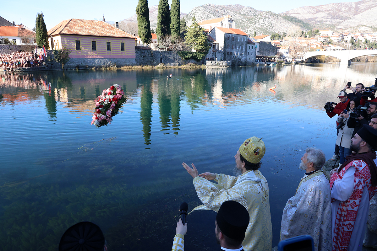 Bogojavljenje 15.jpg (1017 KB)