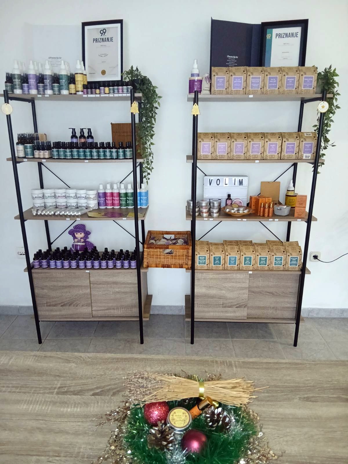 IMG-c7153bcb4be5dee8ed06ef63e2f21ef2-V.jpg (456 KB)