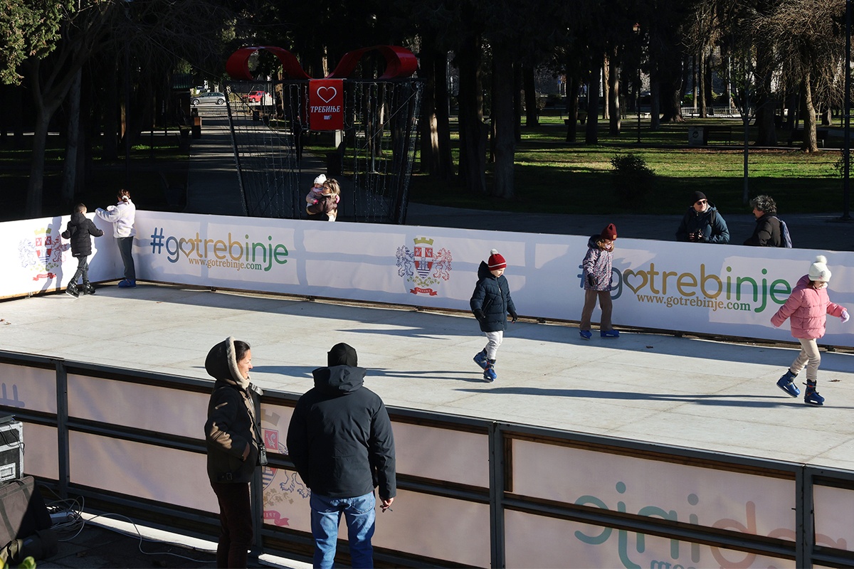 Klizaliste.jpg (380 KB)