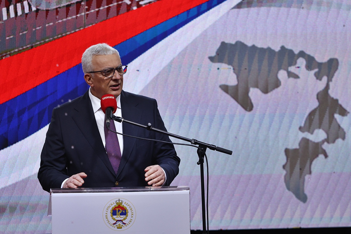 Мандић: Девети јануар – доказ посвећености Срба слободи, правди и миру