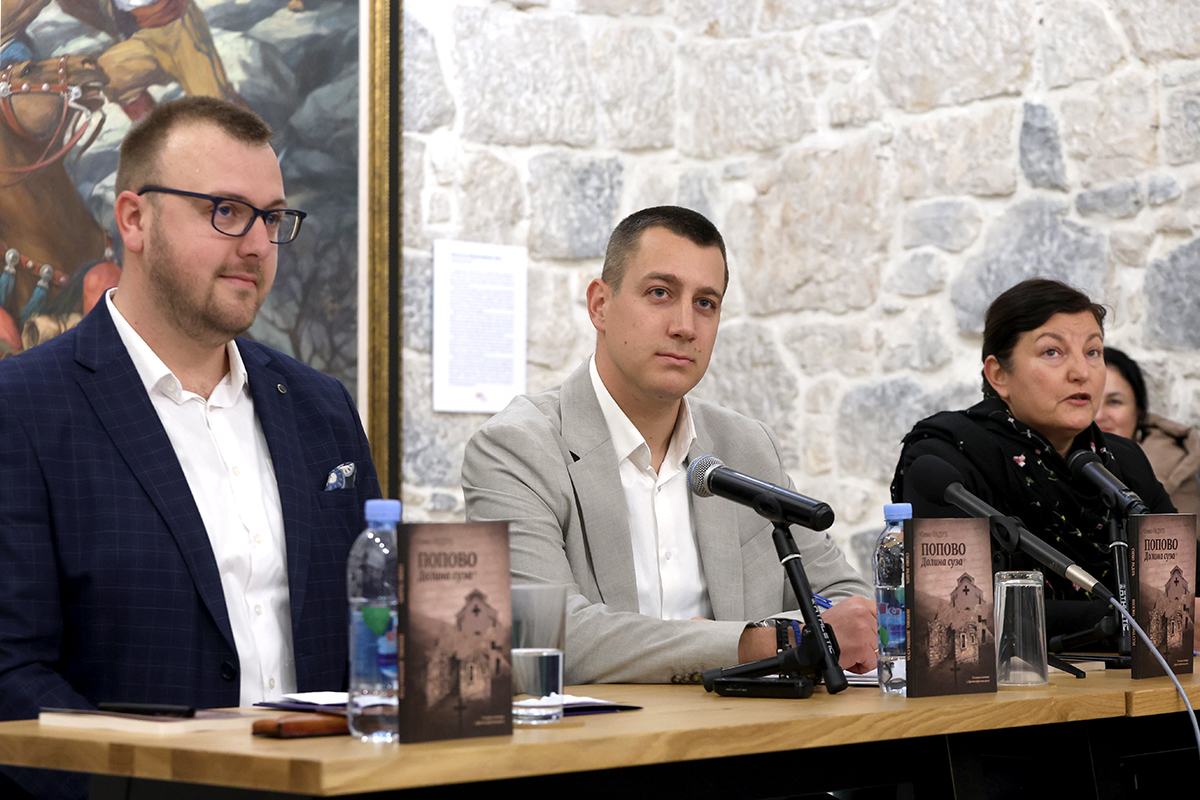 Popovo dolina suza2jpg.jpg (734 KB)