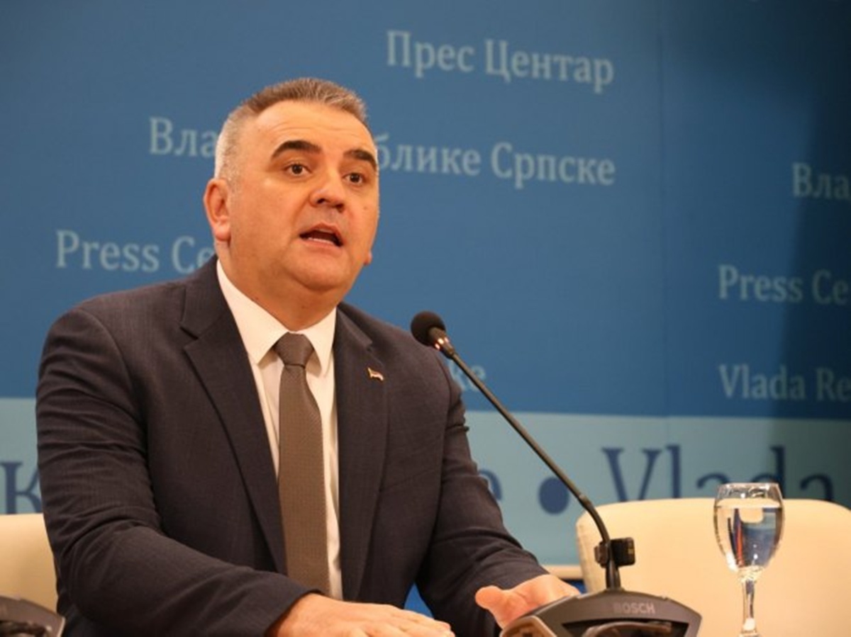 Минић поднио оставку; Овим показујемо политичку снагу, биће изабрана нова Влада 