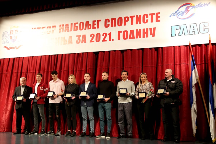 IMG_3548.JPG (144 KB)