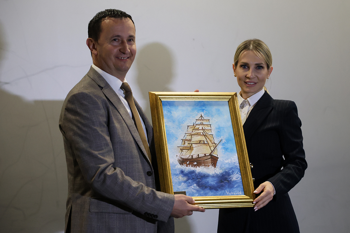 Predavanje.jpg (589 KB)